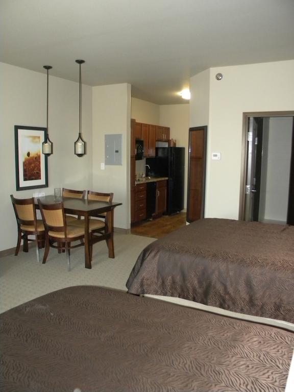 Teddy'S Residential Suites Watford City Dış mekan fotoğraf