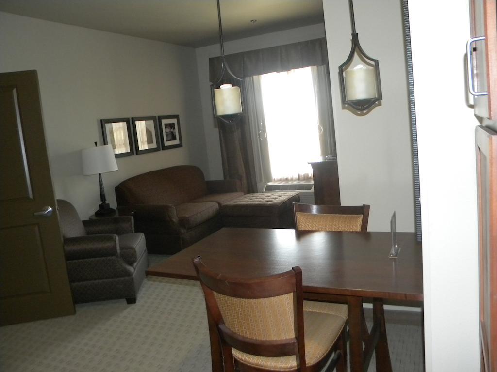 Teddy'S Residential Suites Watford City Dış mekan fotoğraf