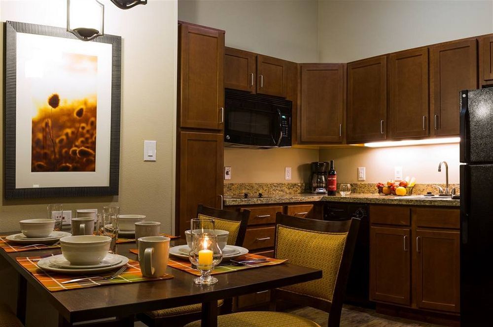 Teddy'S Residential Suites Watford City Dış mekan fotoğraf