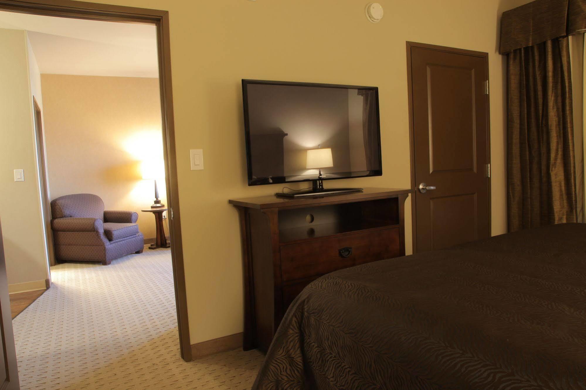 Teddy'S Residential Suites Watford City Dış mekan fotoğraf