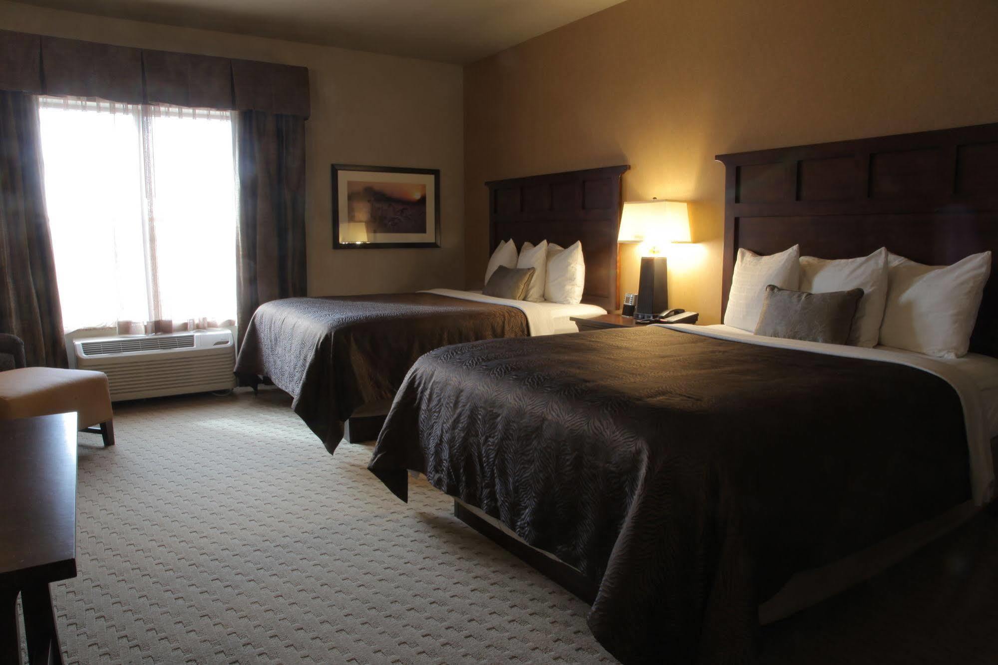 Teddy'S Residential Suites Watford City Dış mekan fotoğraf